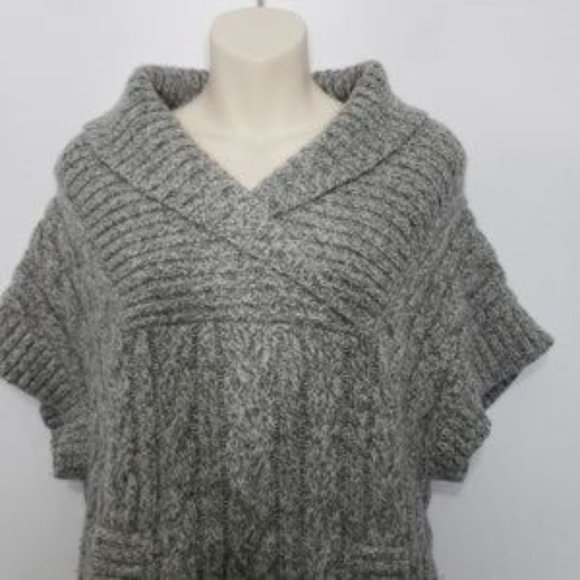 JUICY COUTURE grey knit pullover sweater small - Picture 2 of 9
